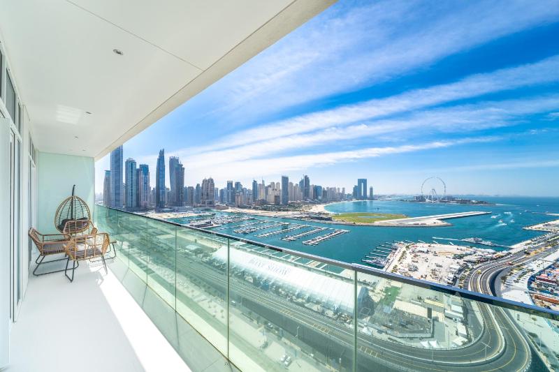 Luxury High Floor 360 Views of Full Palm and Marina — отель с удобствами в Дубае