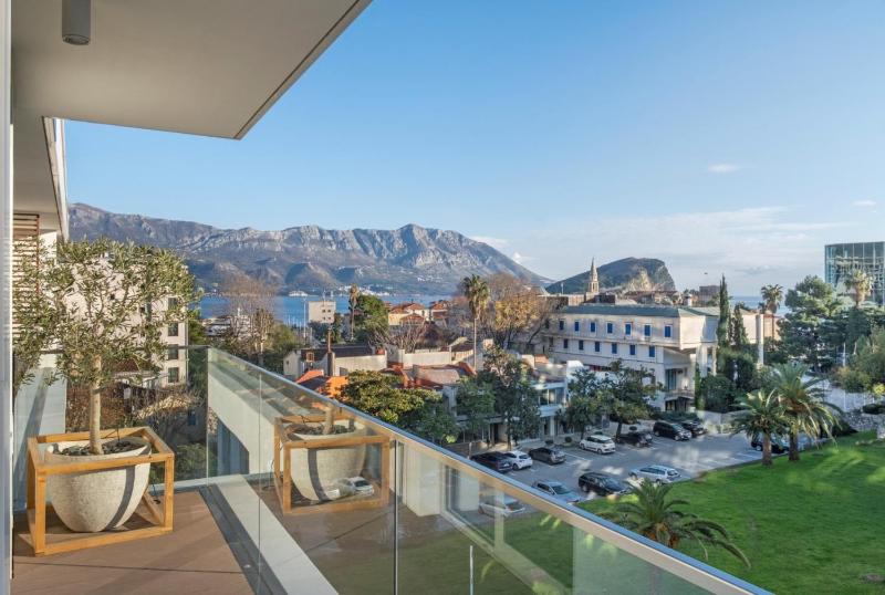 Цены на Residence sea view apartment в Будва