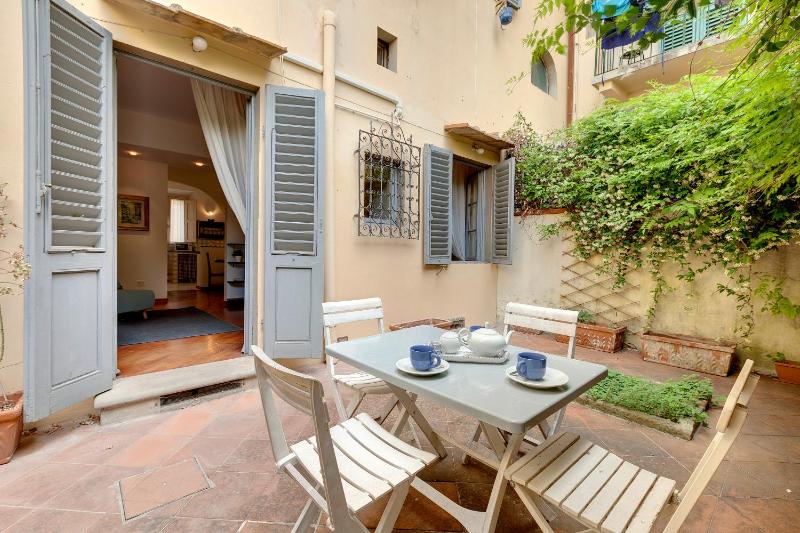 Цены на Mamo Florence - Geordie Apartment в Флоренции