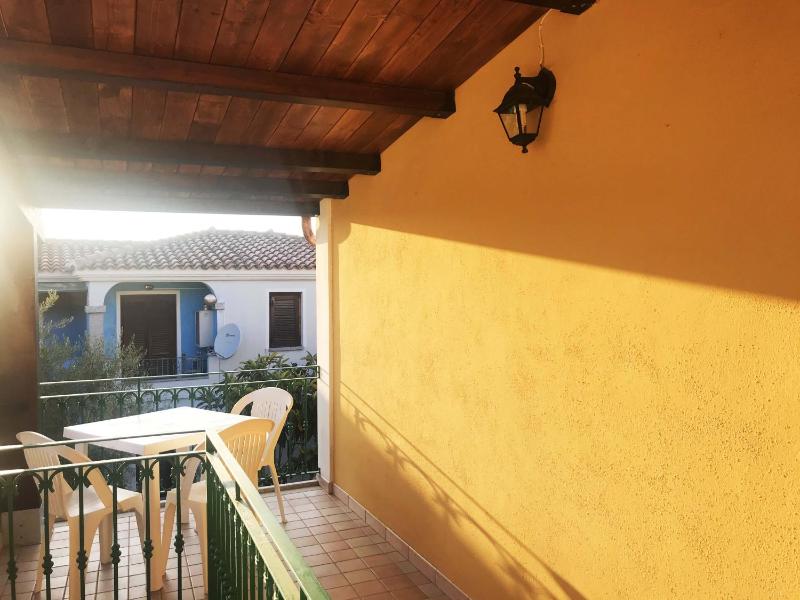 Melo Beach a Tanaunella - Appartamenti vista mare