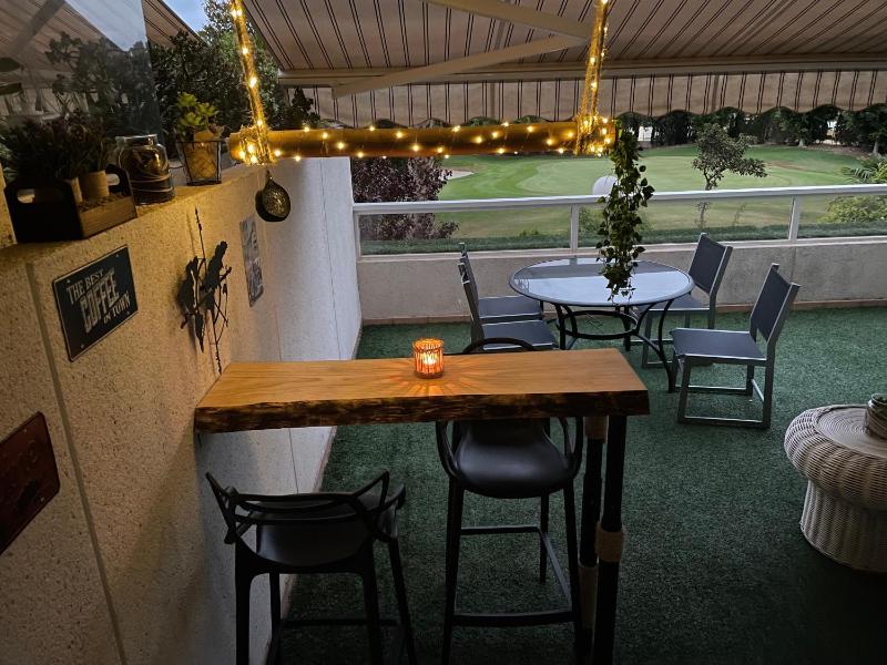 Large relaxed terrace, golf views — отель с удобным расположением в Аликанте