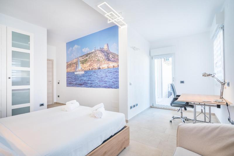 Sole e Mare a Cagliari - Spazioso Appartamento Panoramico