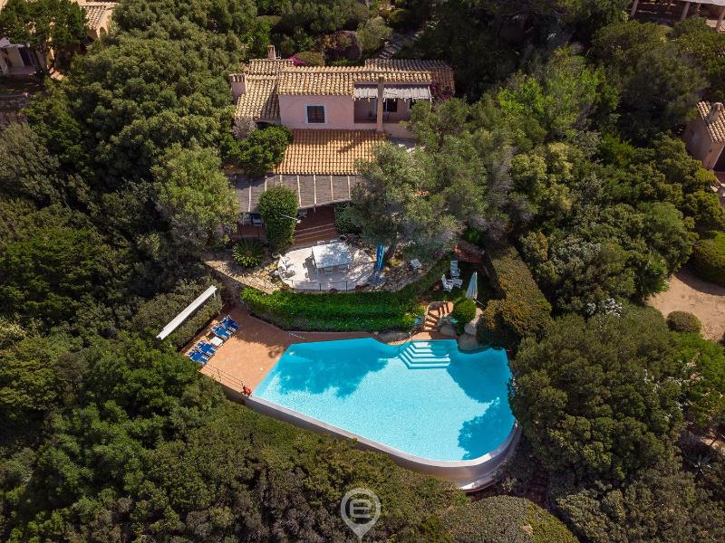 Villa Mistral a Maracalagonis - Lussuosa villa con piscina