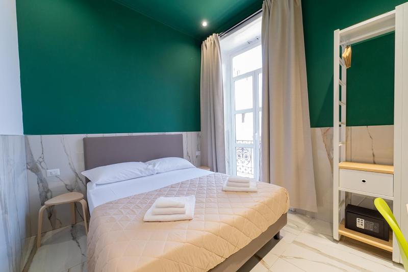 P.C. Boutique H. De Gasperi, Napoli Centro, by ClaPa Group — отель в Неаполе, Италия