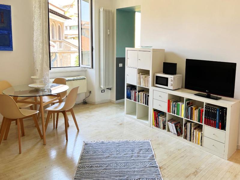 Цены на RomeAsYouLike - Trastevere Apartment N° 30 в Риме