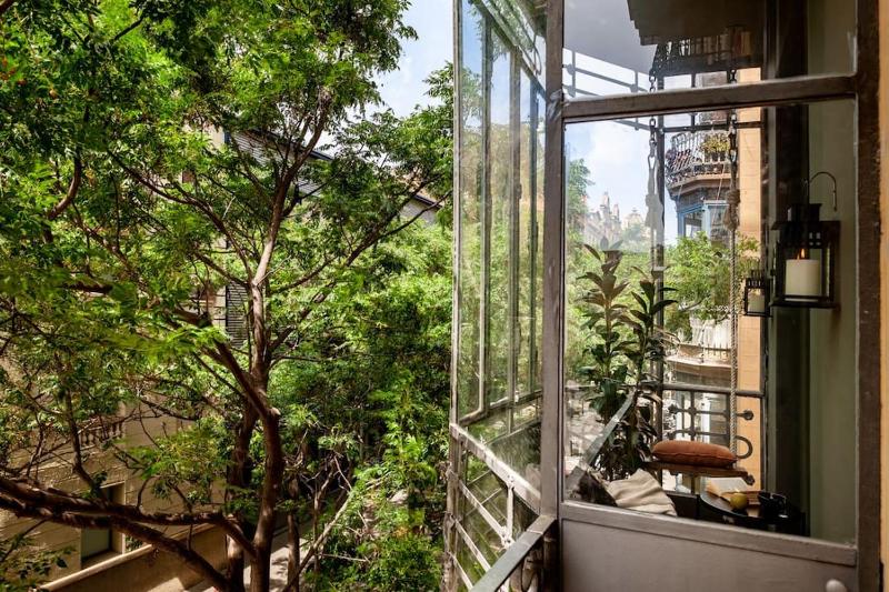 PARU - Two Bedroom Apartment in Gracia — комфортный отель в Барселоне