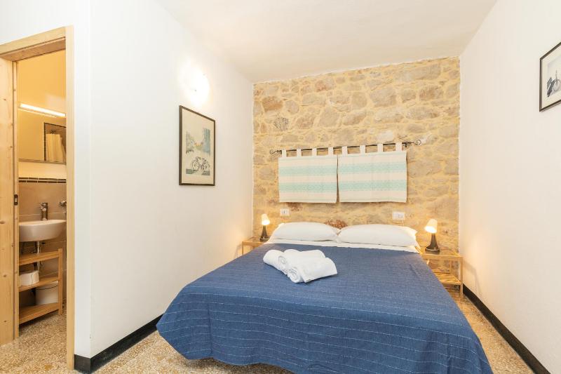La Torre dei Colombo a Baunei - Suggestiva Guest House