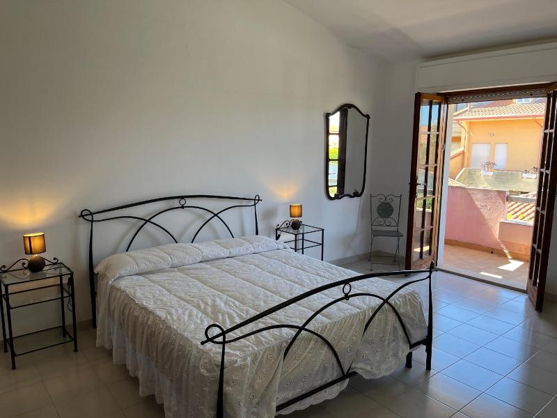 Costa Ovest a Terralba - Spazioso Appartamento con Vista