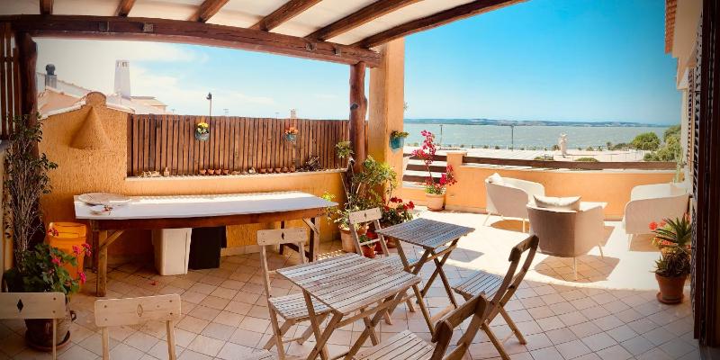 B&B Domo La Laguna a Cabras - Incantevole vista città