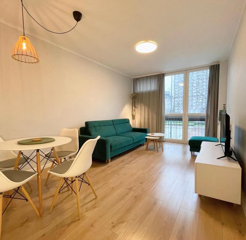 Apartament przy Atrium, stacja metra Rondo ONZ — отзывы гостей и цены
