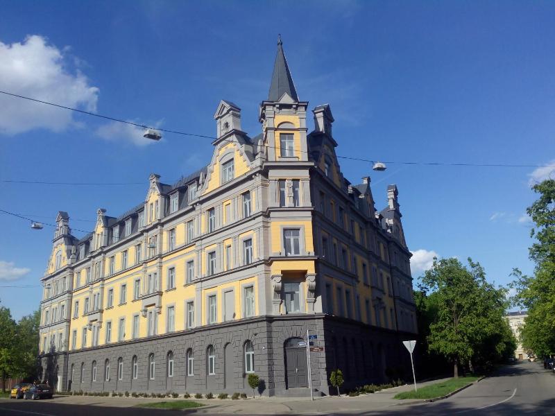 PREMIUM CLASS apartment, FREE parking, maximum 5 guests, 2 bedrooms, 3 beds — отзывы гостей и цены