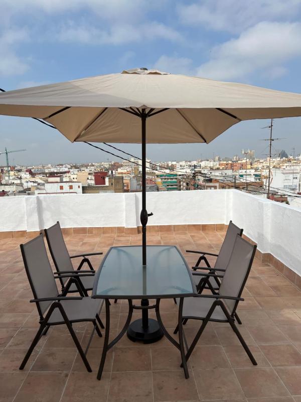 Attic Loft Gran Via — комфортный отель в Валенсии