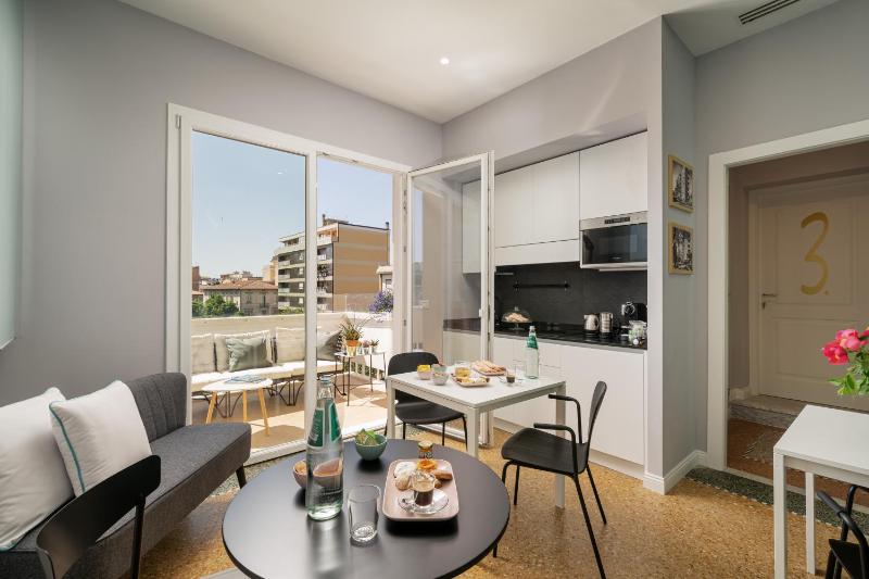 NUE SUITES a Sassari - Elegante pensione nel centro