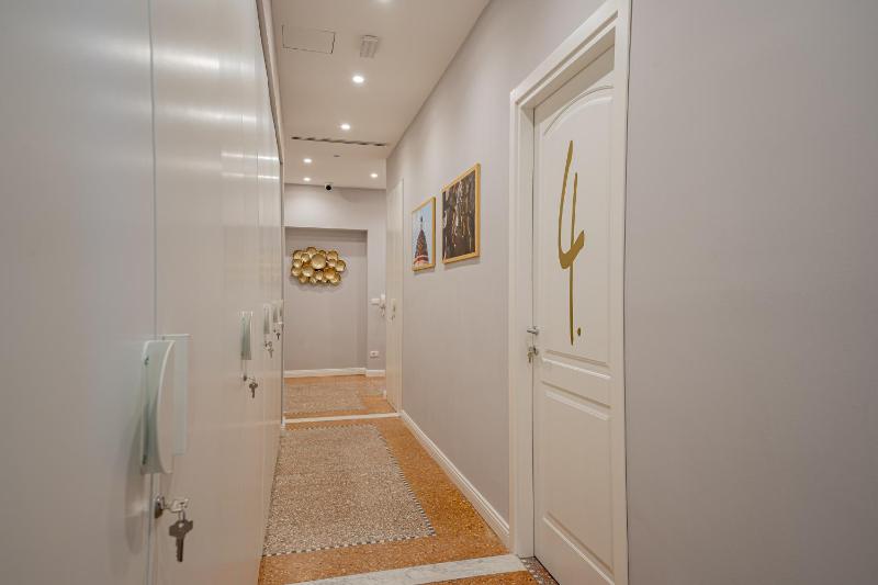 NUE SUITES a Sassari - Elegante pensione nel centro