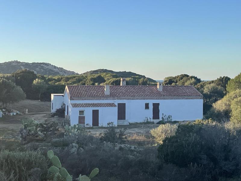 Stazzo Monti Russu ad Aglientu - Lussuosa Spiaggia