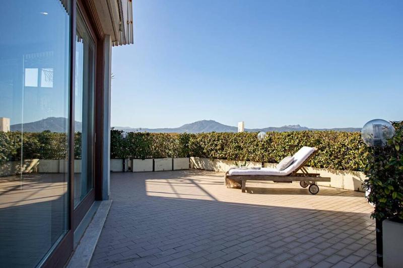 Sunny Rooftop Loft a Olbia - Spettacolare attico panoramico