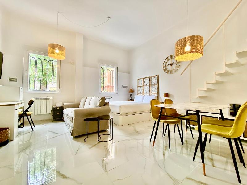 Charming Madrid Studio - Largas Estancias — отель с удобствами в Мадриде