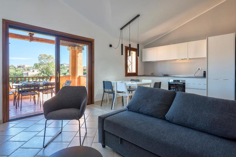 House of Lens a Golfo Aranci - Spettacolare appartamento vista mare