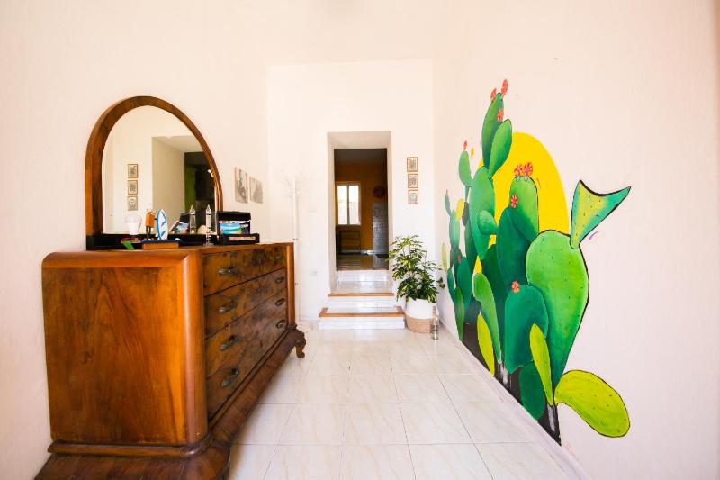 Hibiscus House a Badesi - Accogliente Casa Vacanze