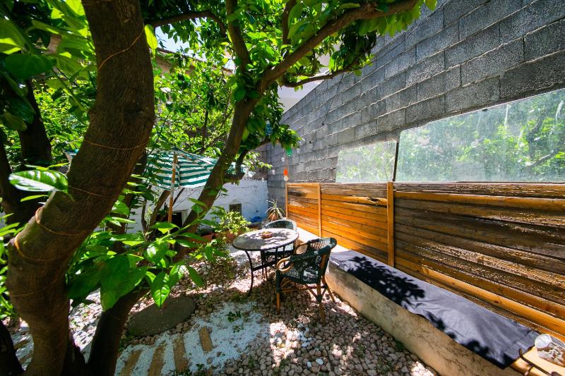 Hibiscus House a Badesi - Accogliente Casa Vacanze