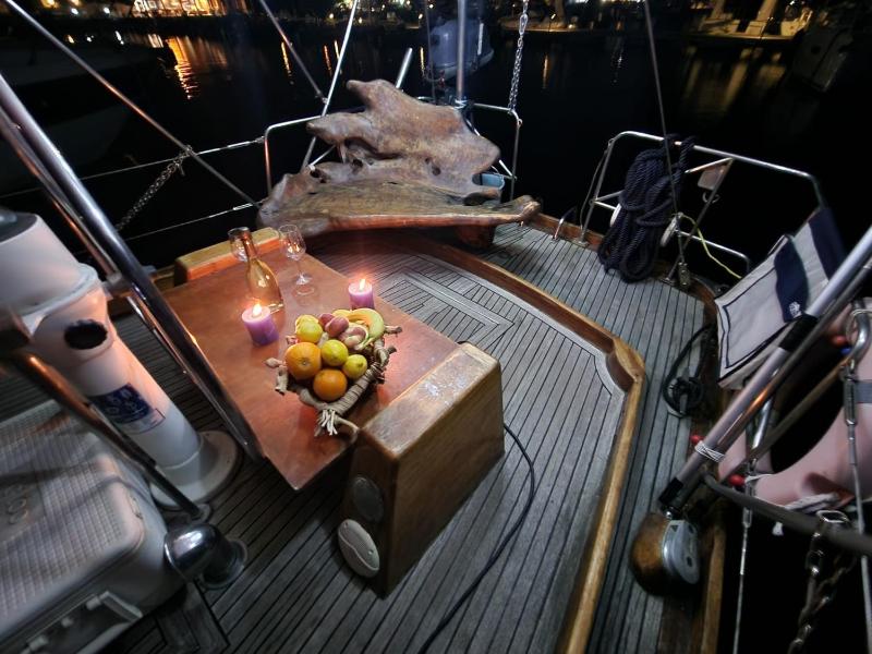 Barca a Vela Emibel a Cannigione - Esperienza Unica