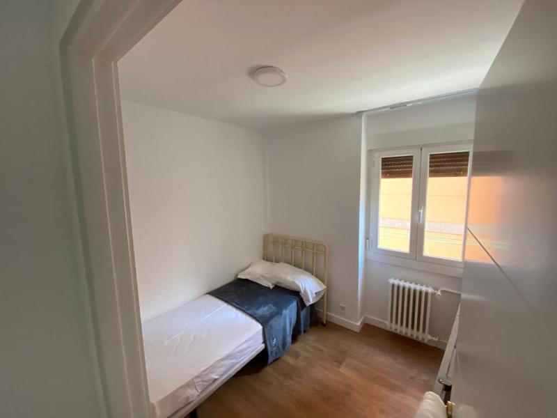 For You Rentals TEMPORAL Pradera San Isidro SCA3 — отель с удобствами в Мадриде