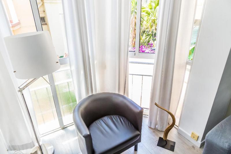 Opening Doors Gracia — отель с удобствами в Барселоне