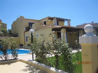 Villa Holiday Park a Stintino - Lussuosa villa con piscina