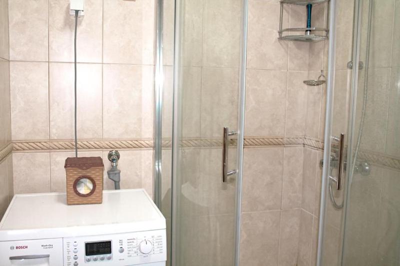 One bedroom apartament with sea view and private parking — комфортный отель в Будва