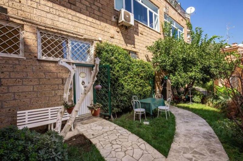 Green Corner in Trastevere — комфортный отель в Риме