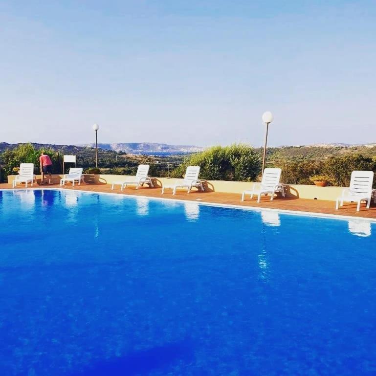 Il Nido di MiRò a Palau - Affascinante villa con piscina