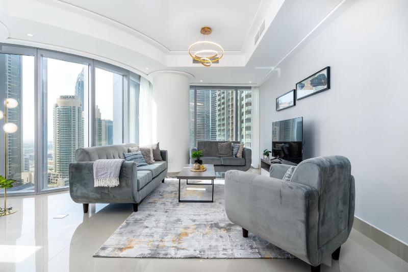Цены на White Sage - Modern and Unique Apartment with Fountain Views в Дубае