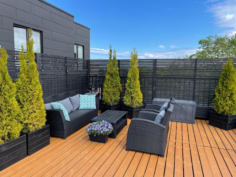 City Terrace Apartment Avangard - Large private roof terrace — отель в таллине, Эстония