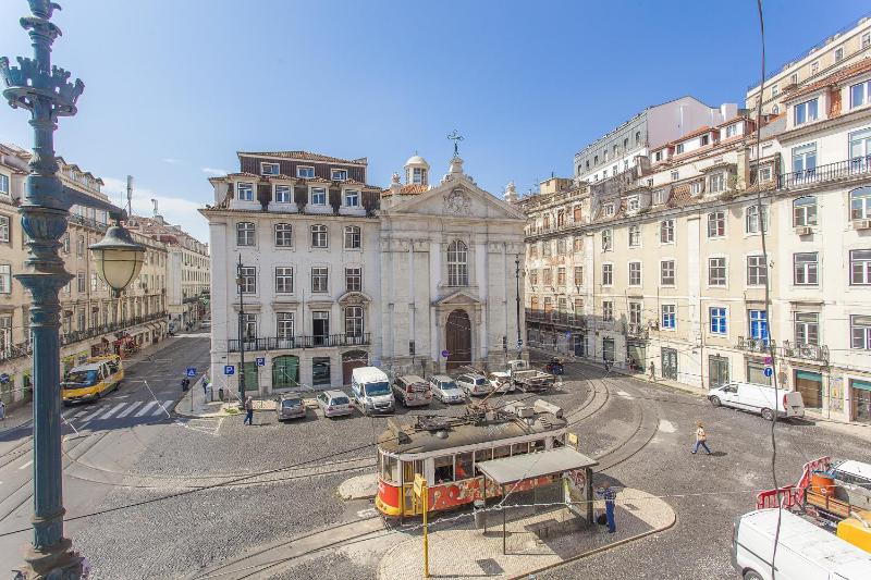 Цены на Lisbon Old Town Guest House в Лиссабоне