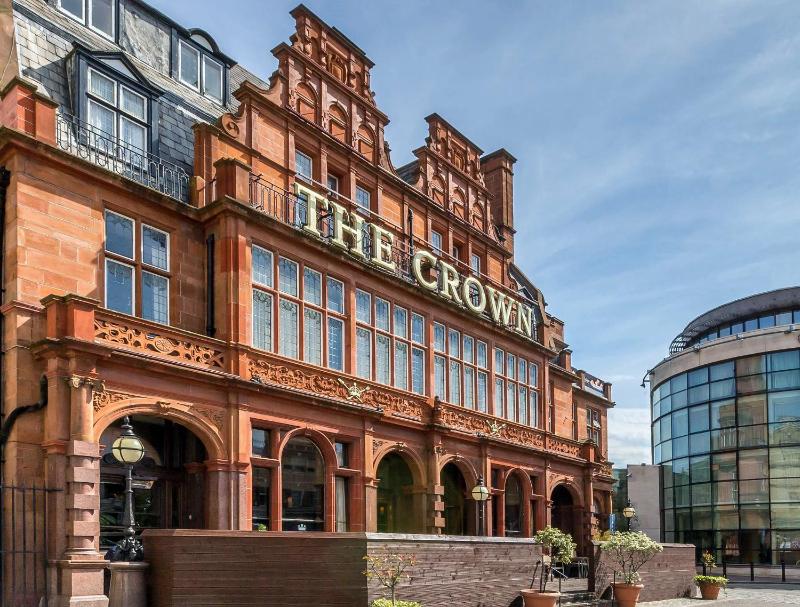 The Crown London, WorldHotels Distinctive — отель с удобствами в Лондоне