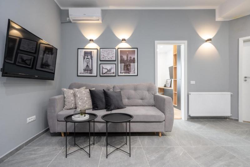 Gorgeous Apartament with View in Piata Universitatii — отель с удобным расположением в Бухаресте