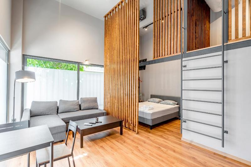 Industrial Rental Loft — забронировать отель в Афины
