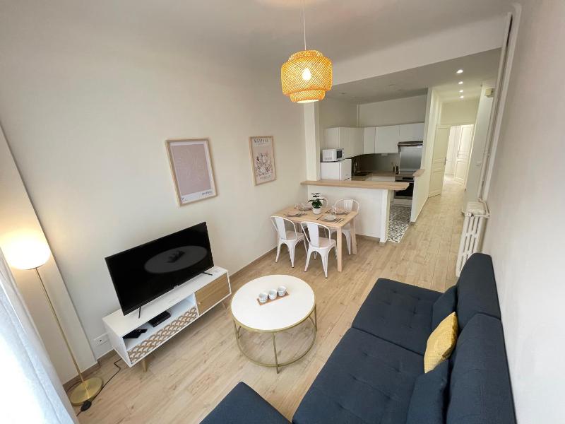 Nice Renting - Penchienatti - Spacious Apartment - 2 BedRooms - King Bed - View Heart of Nice — отель с удобным расположением в Николь