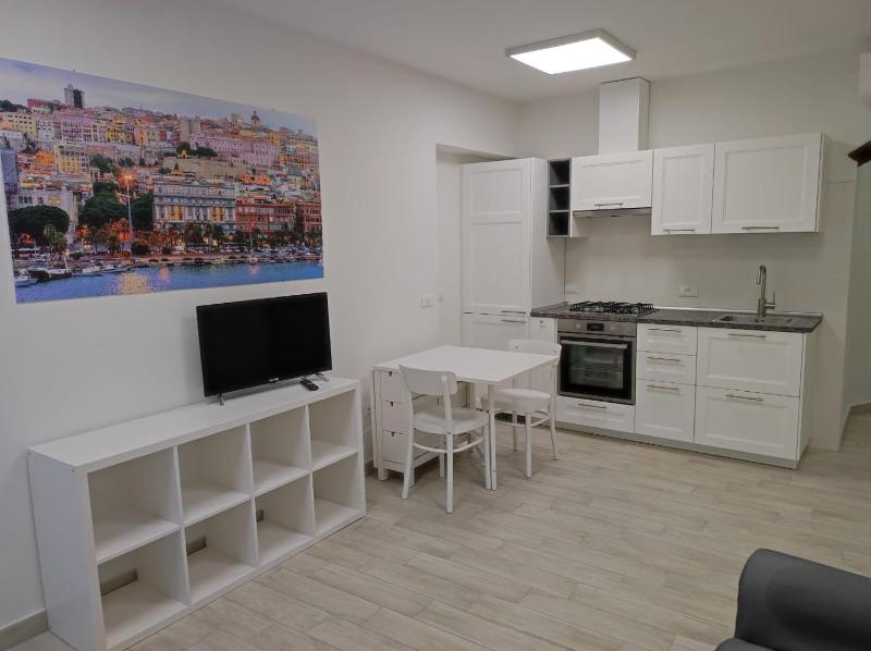 Apartments Villas Cagliari - Spazioso vicino al museo