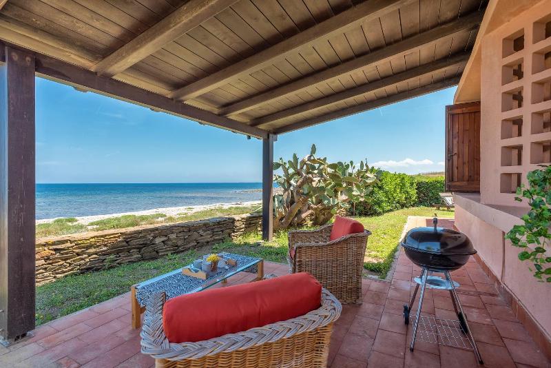 Villino Maja a Stintino - Affascinante Casa Sul Mare