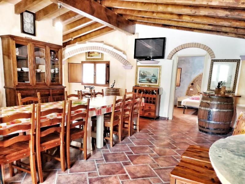 Villa Su Navru a Irgoli - Elegante villa con piscina