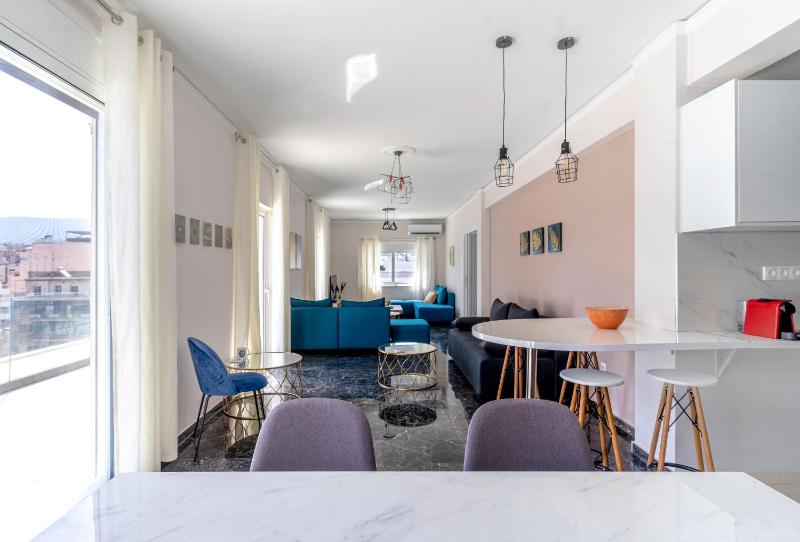 Цены на Penthouse in the heart of Athens / Koukaki area в Афины