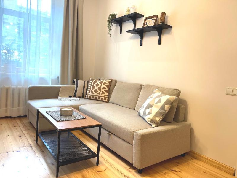 Cozy Home Matisa apartment, free parking, self check-in — отель в риге, Латвия