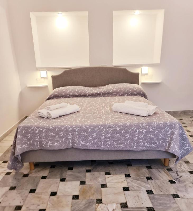Villa Manini a La Maddalena - Elegante suite con WiFi