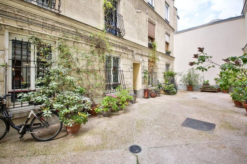 Le Nid de Montmartre — отель с удобствами в Париже