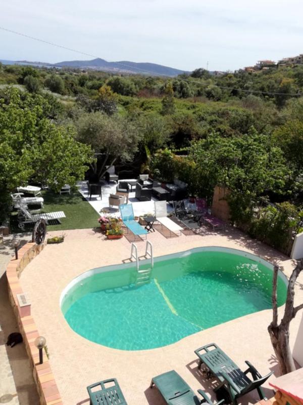 Casa Li Multi a Budoni - Appartamenti con Piscina