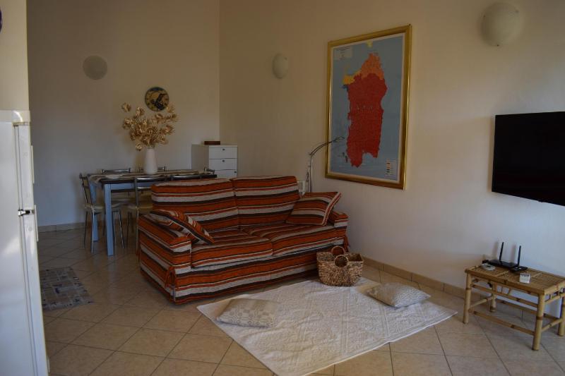 Casa rosa dei venti a Pula - Casa vacanze con terrazza