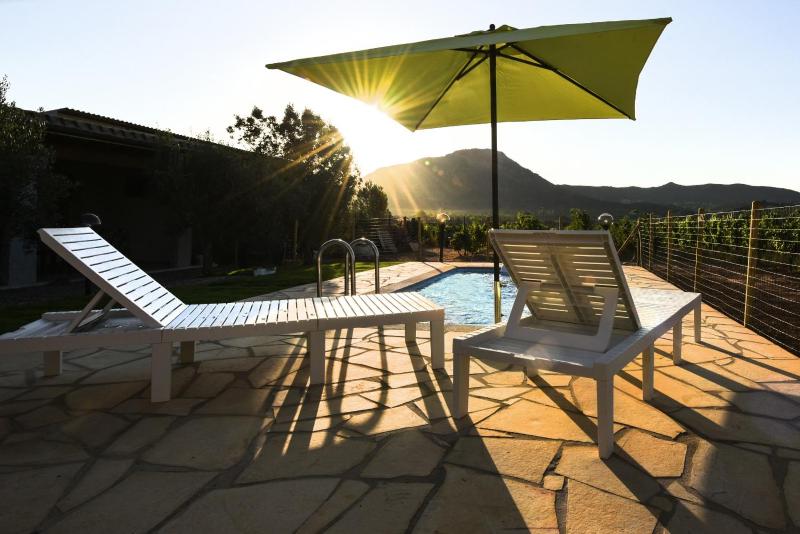 Villetta Saeprus a Muravera - Villa con piscina e Wi-Fi