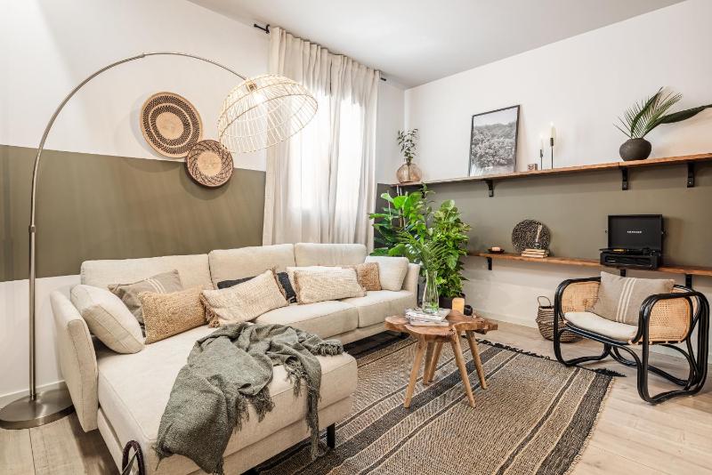 HEMA- 2 Bedroom Apartment in Trafalgar — забронировать отель в Мадриде