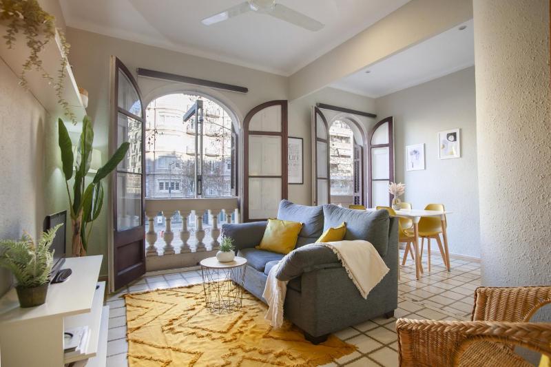 P1PAR1001 - Wonderfull aparment in Paralel — отель в Барселоне, Испания